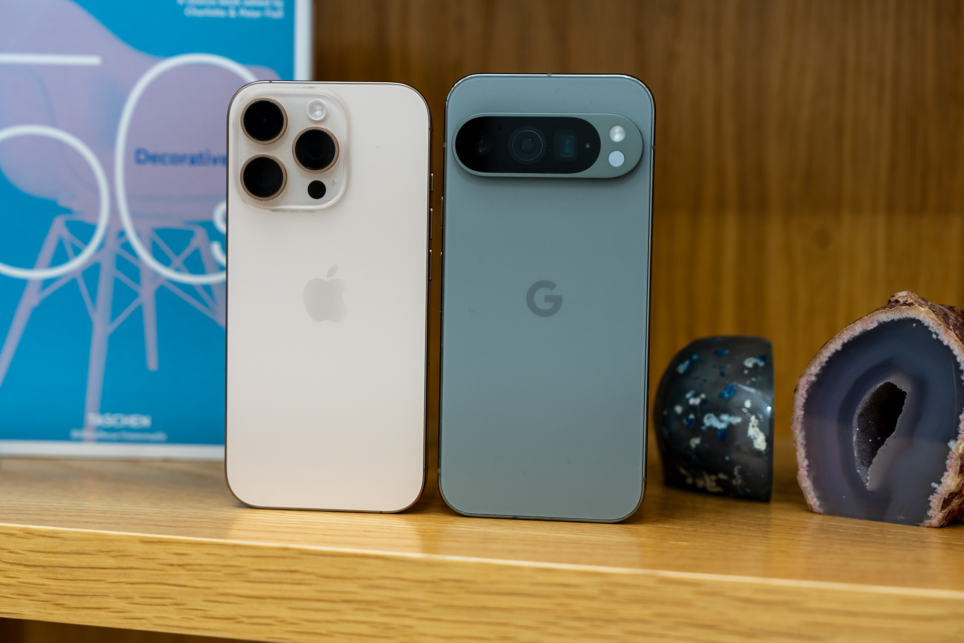 Apple iPhone 16 Pro против Google Pixel 9 Pro: какой Pro лучше?