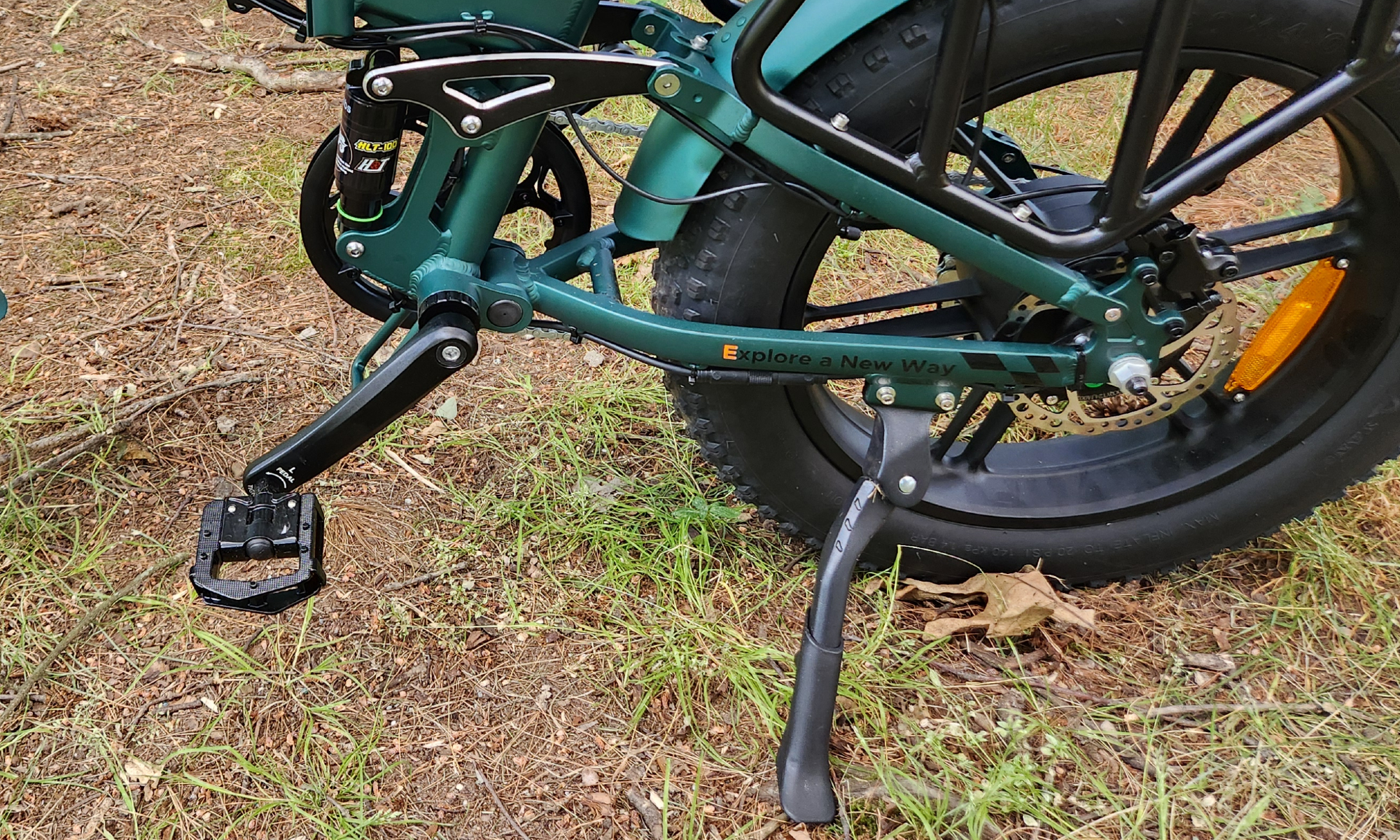 Engwe Engine Pro 2.0 folding bike air shock suspension.