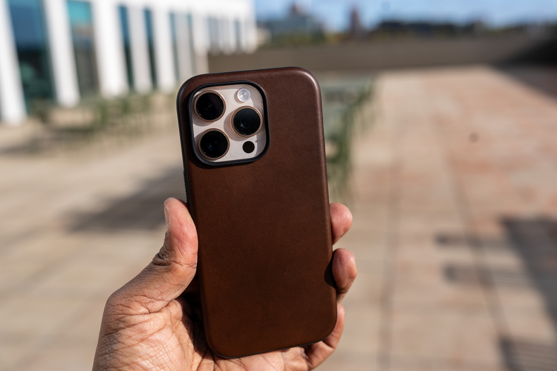 Nomad Modern Leather Case for iPhone 16 Pro