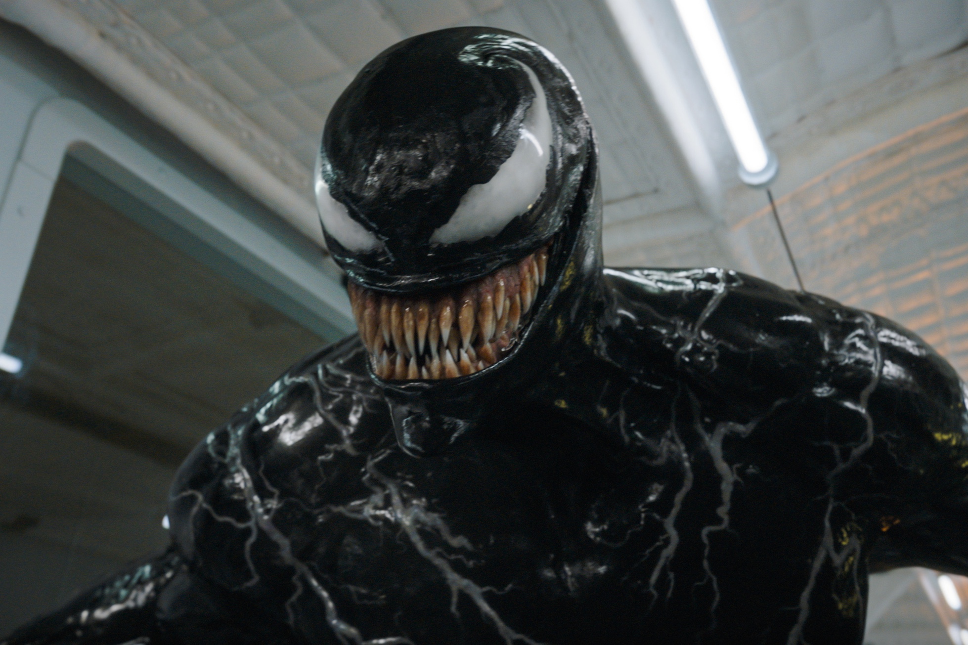 Venom sourit sous terre dans « Venom : The Last Dance ».