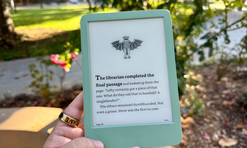 Amazon Kindle (2024) in Matcha Green.