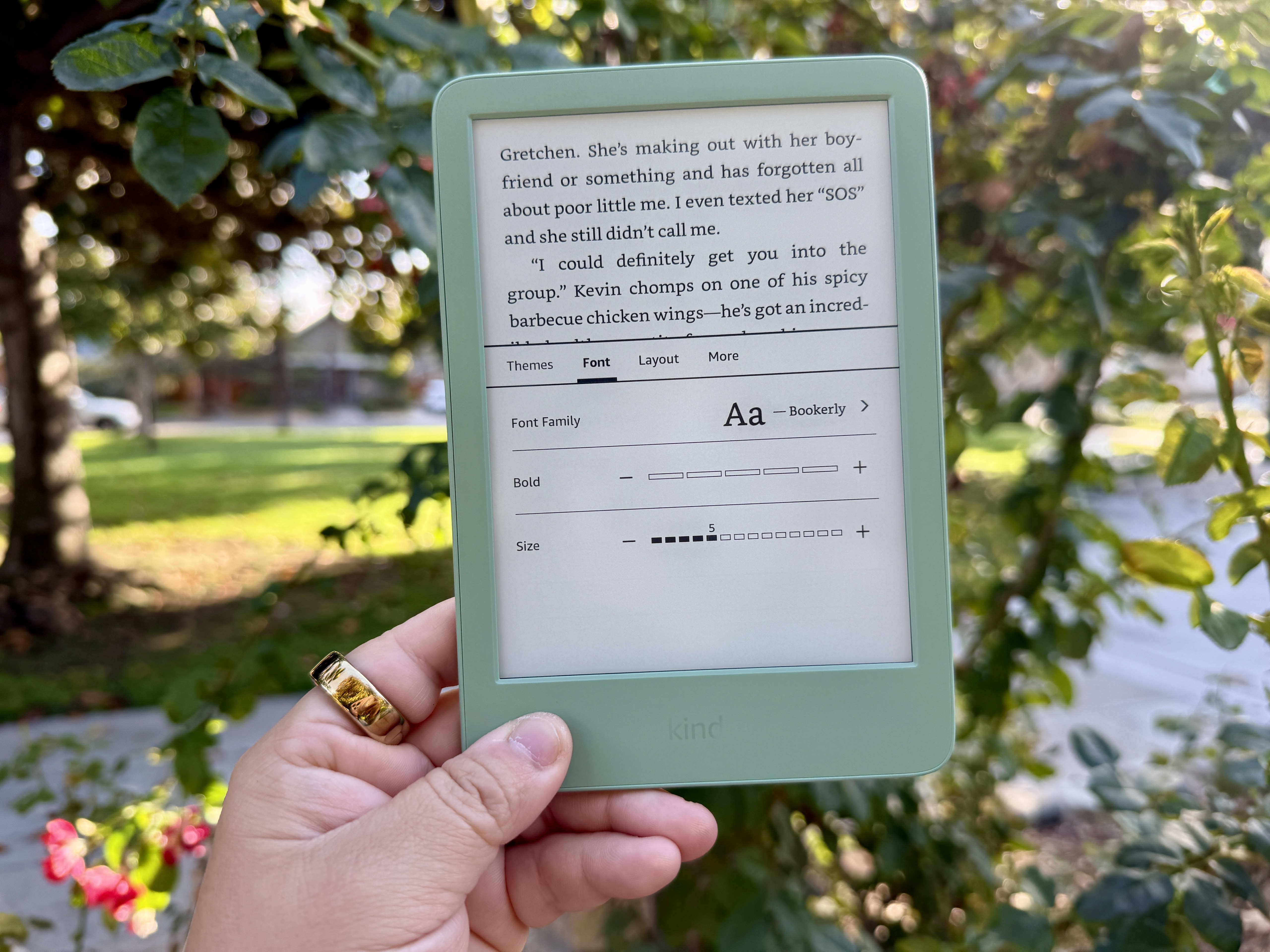 Amazon Kindle (2024) em Matcha Green.