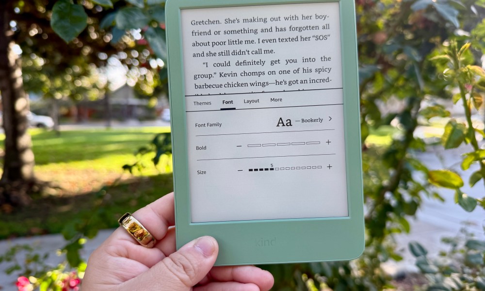 Amazon Kindle (2024) in Matcha Green.