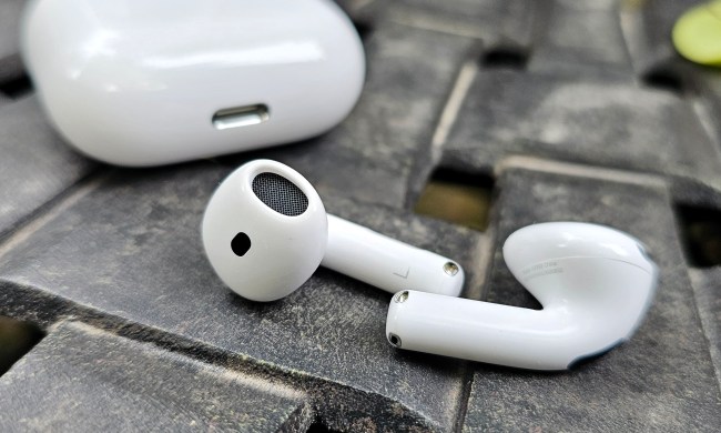 Apple AirPods 4.