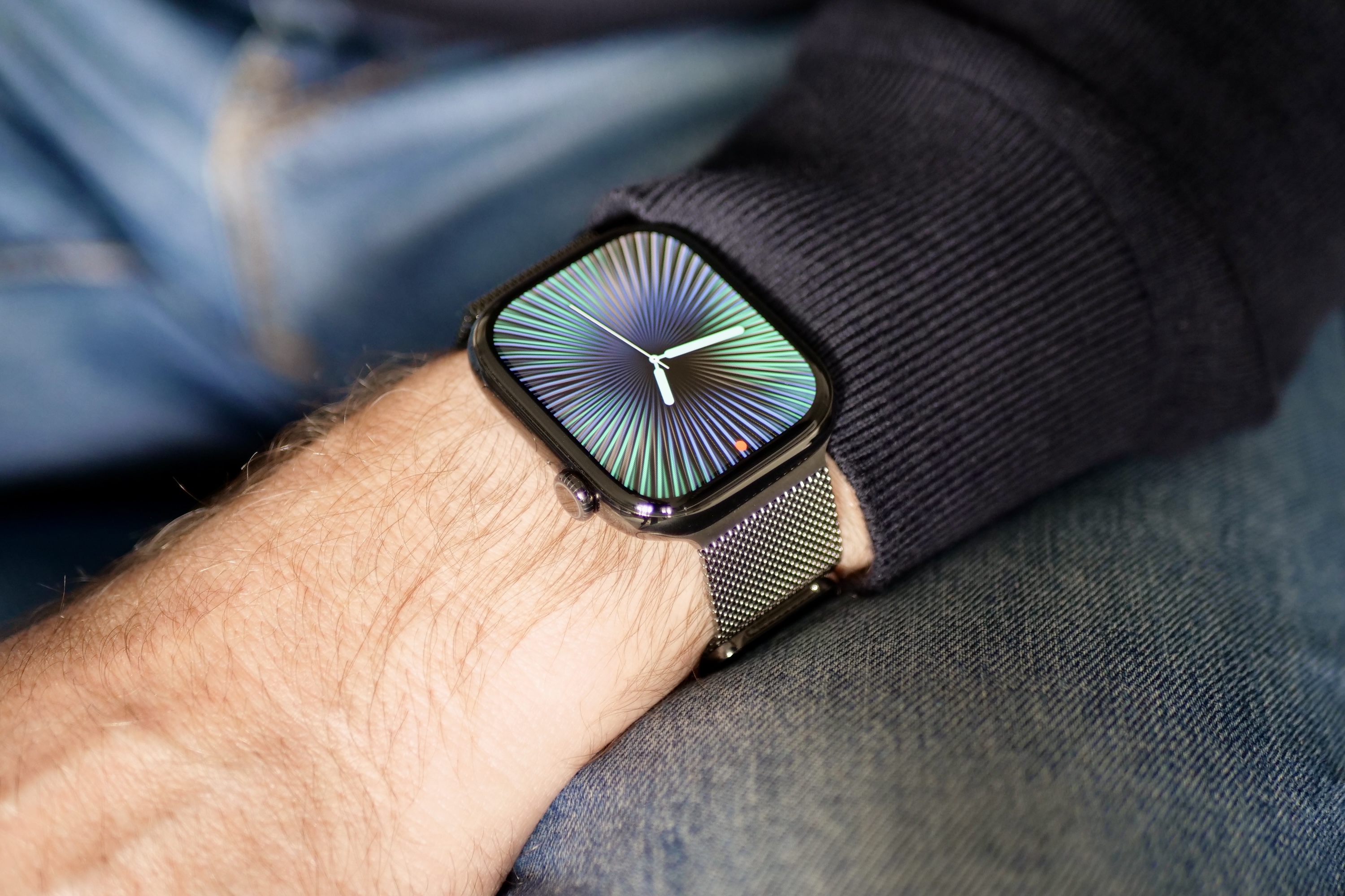 I wore the titanium and aluminum Apple Watch Series 10. This is the one I would buy