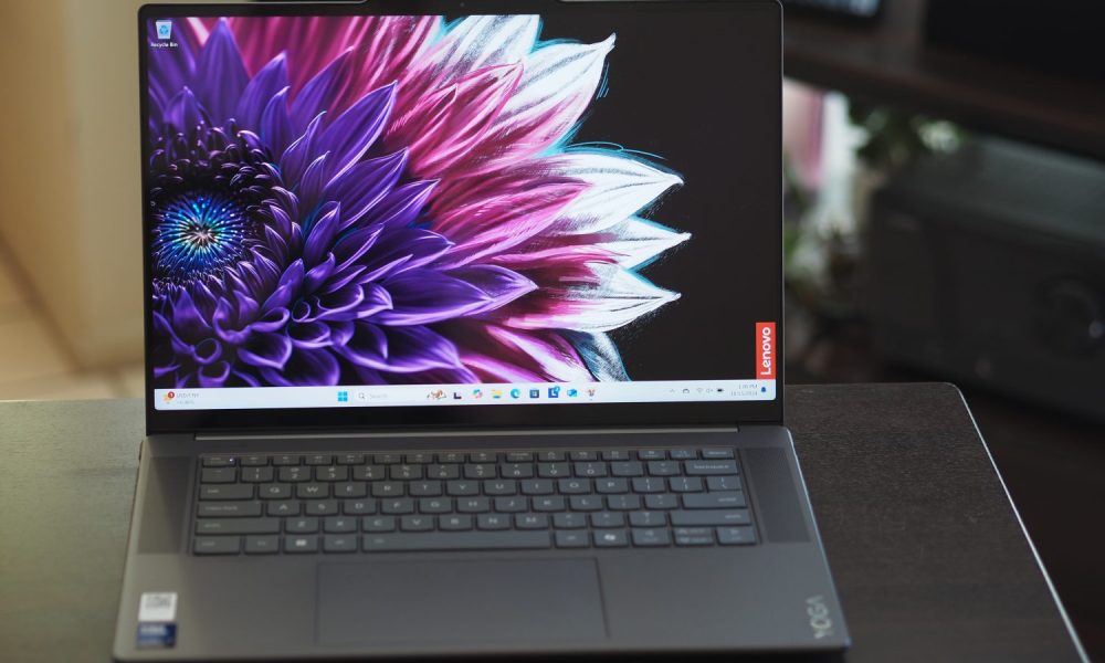 Lenovo Yoga Slim 7i Aura Edition review: the Intel comeback | Digital ...