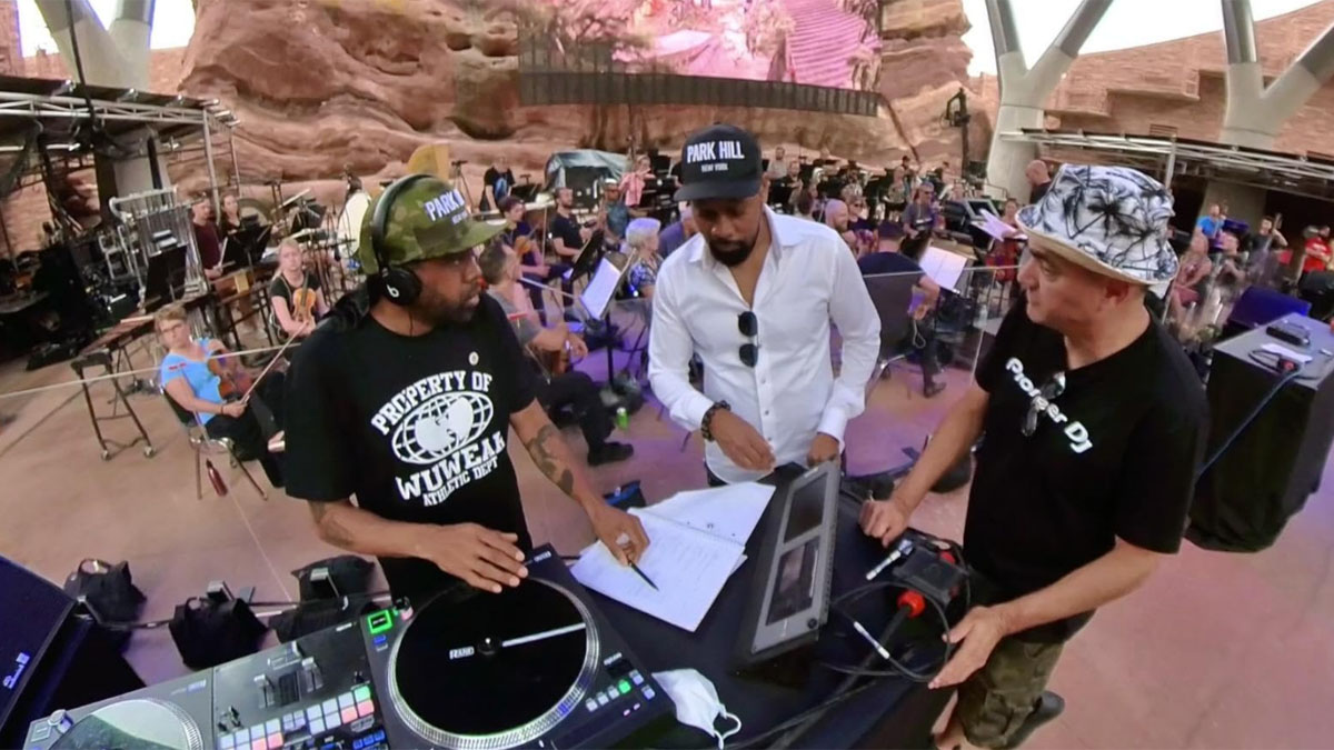 Le clan Wu-Tang dans une expérience Wu-Tang : en direct à l'amphithéâtre Red Rocks.