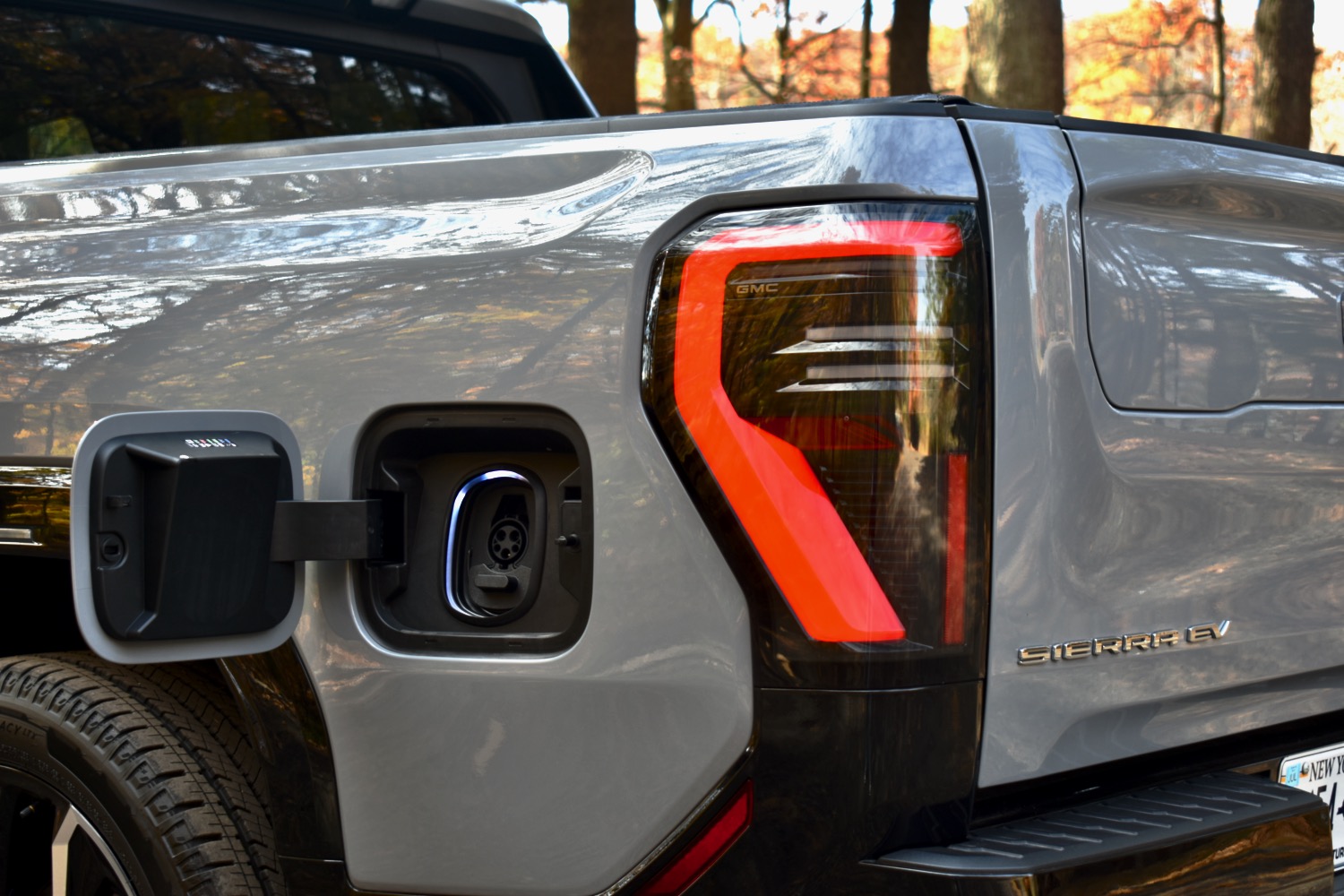 Testbericht zum GMC Sierra EV 2024: Ein guter Elektro-Lkw, der besser sein könnte