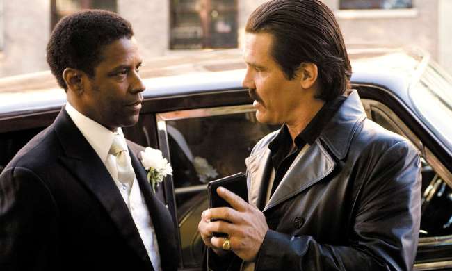 Josh Brolin and Denzel Washington in American Gangster.