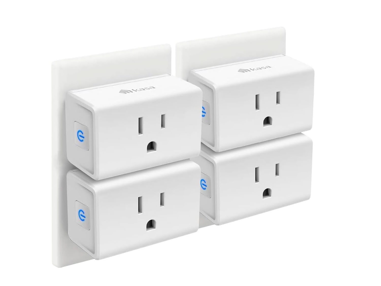 Vier eingesteckte Kasa Smart Plug Mini 15As.