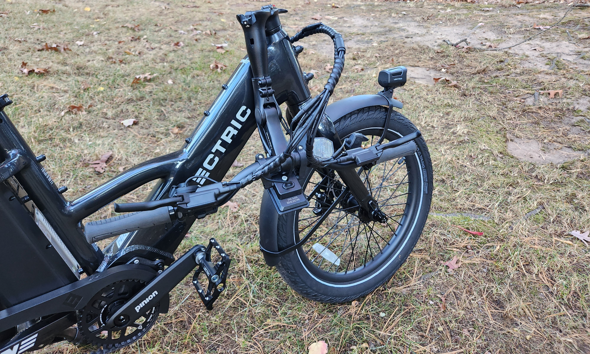 Lectric ONE handlebar folding mechanism 3.