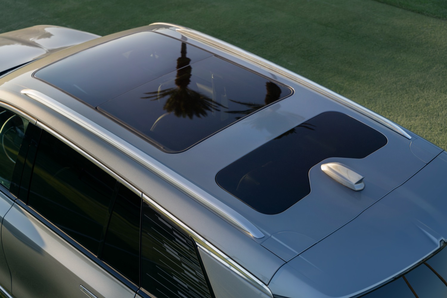 2026 Cadillac Vistiq glass roof.