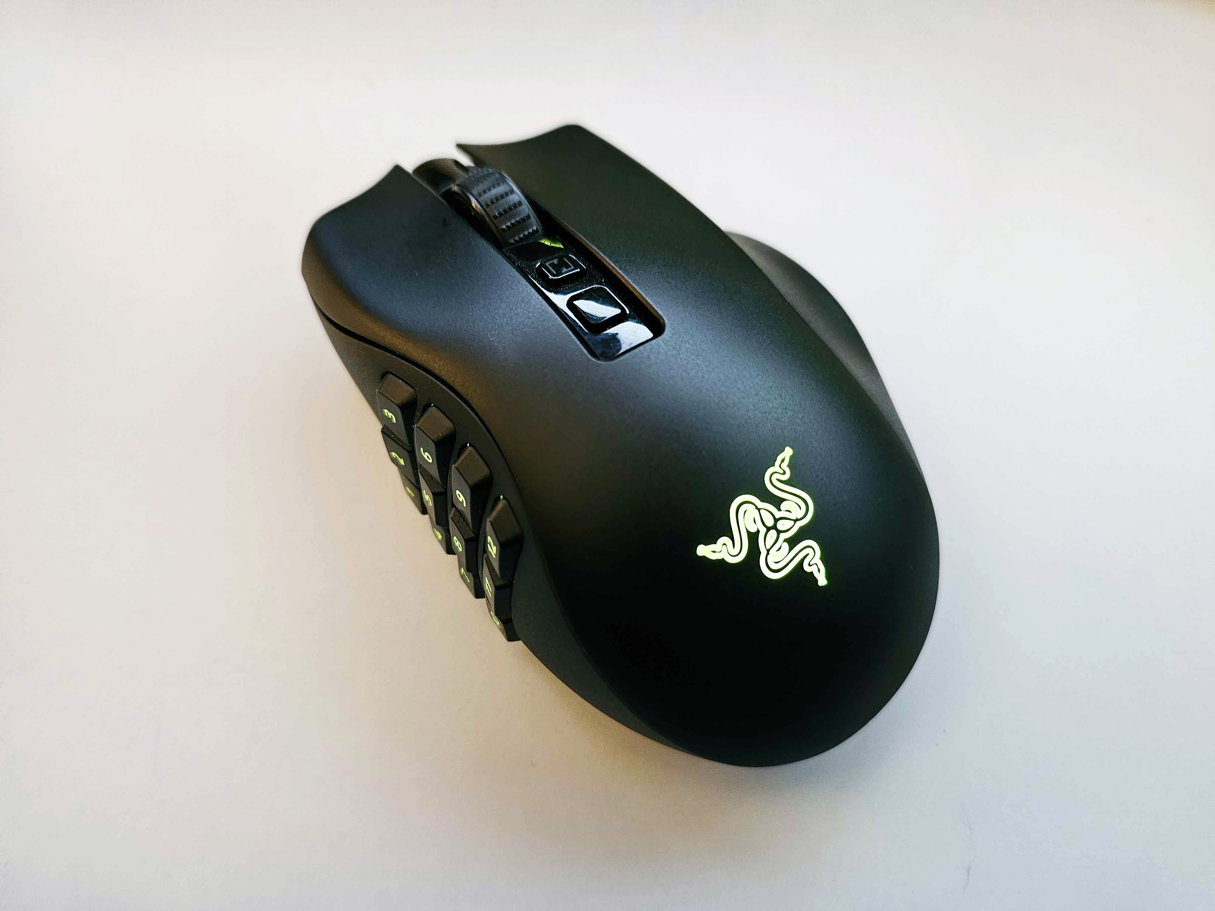 This is the most frustrating mouse I’ve ever owned, and I love it anyways