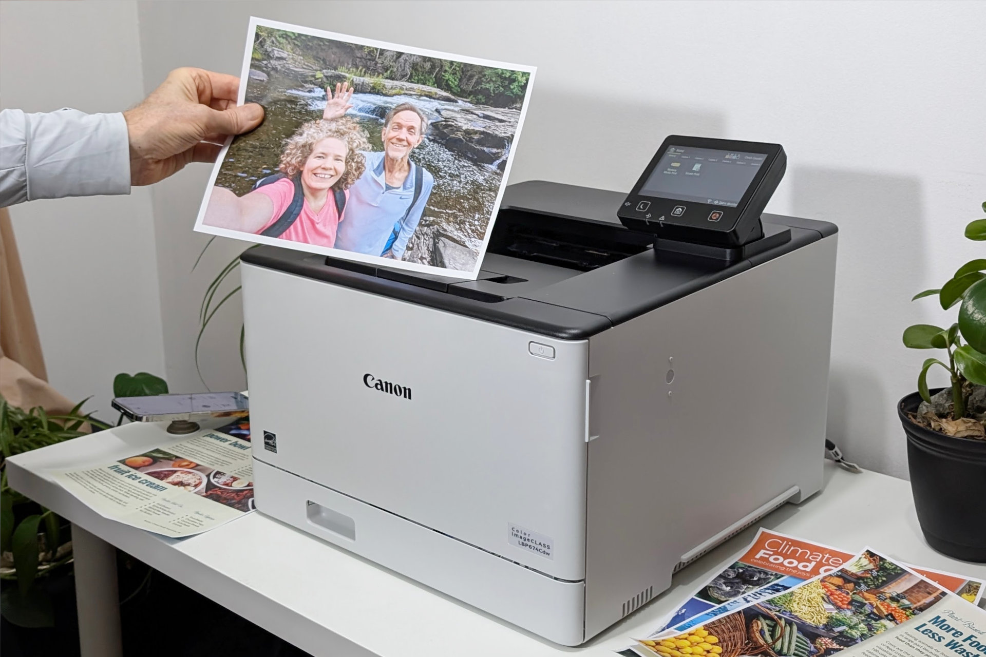 La Color imageCLASS LBP674Cdw offre une excellente qualité photo pour une imprimante laser couleur.