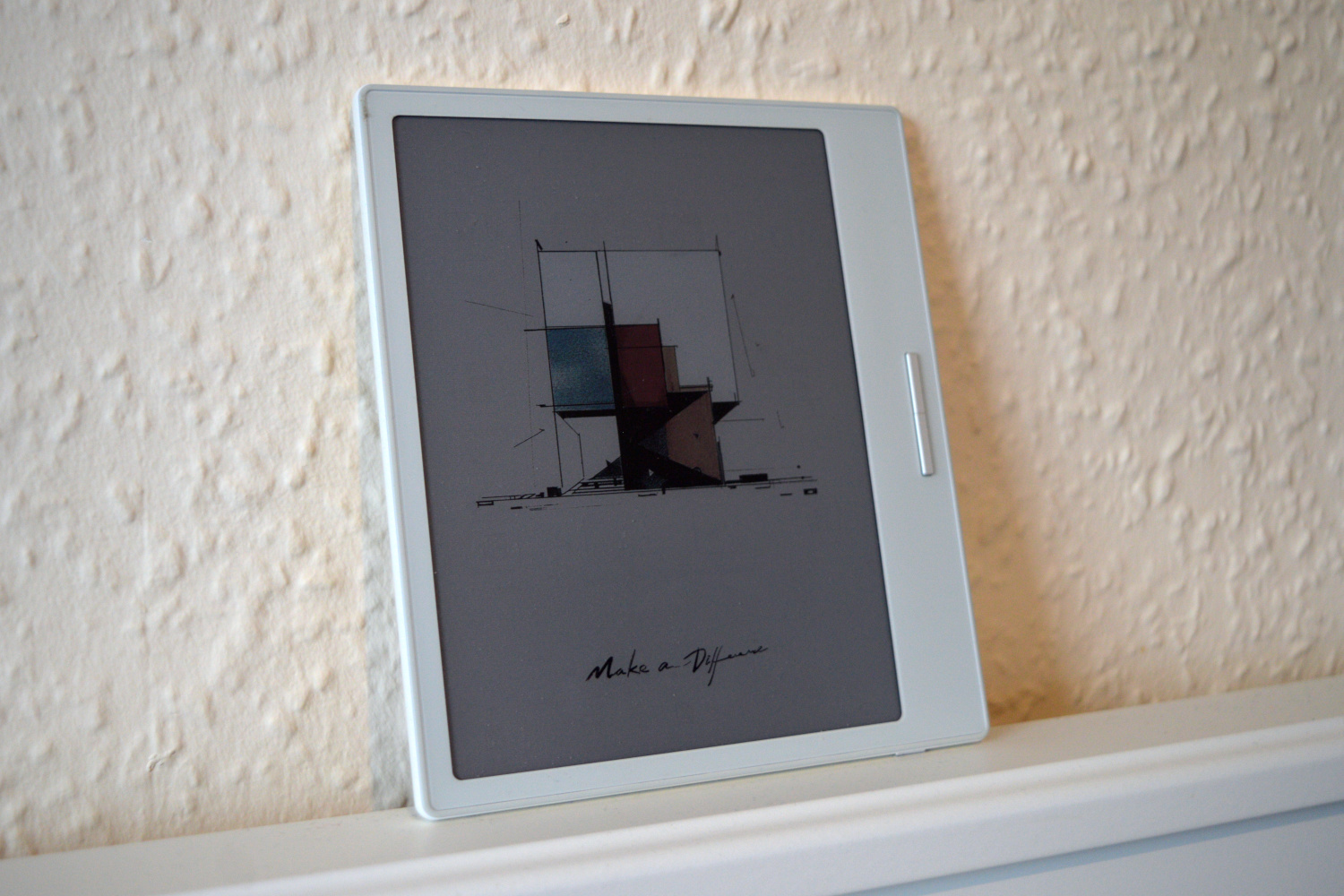 Don’t buy the Kindle Colorsoft, buy this e-reader instead