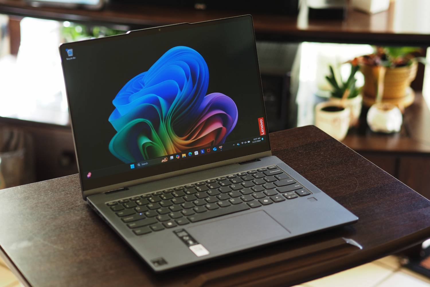 Lenovo IdeaPad 5x 2-in-1 review: almost a budget Copilot+ PC