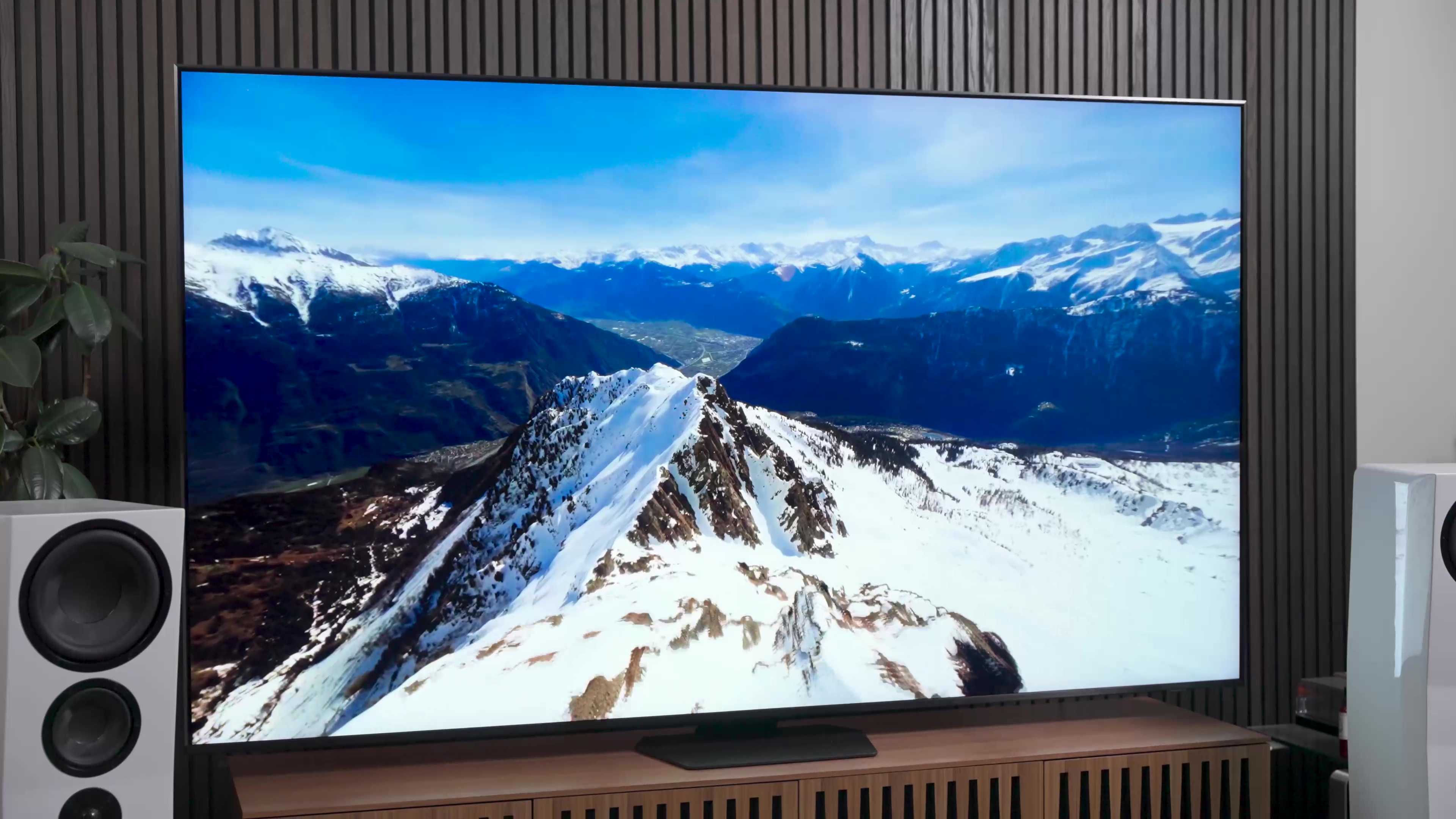 samsung 98 inch qn90d review