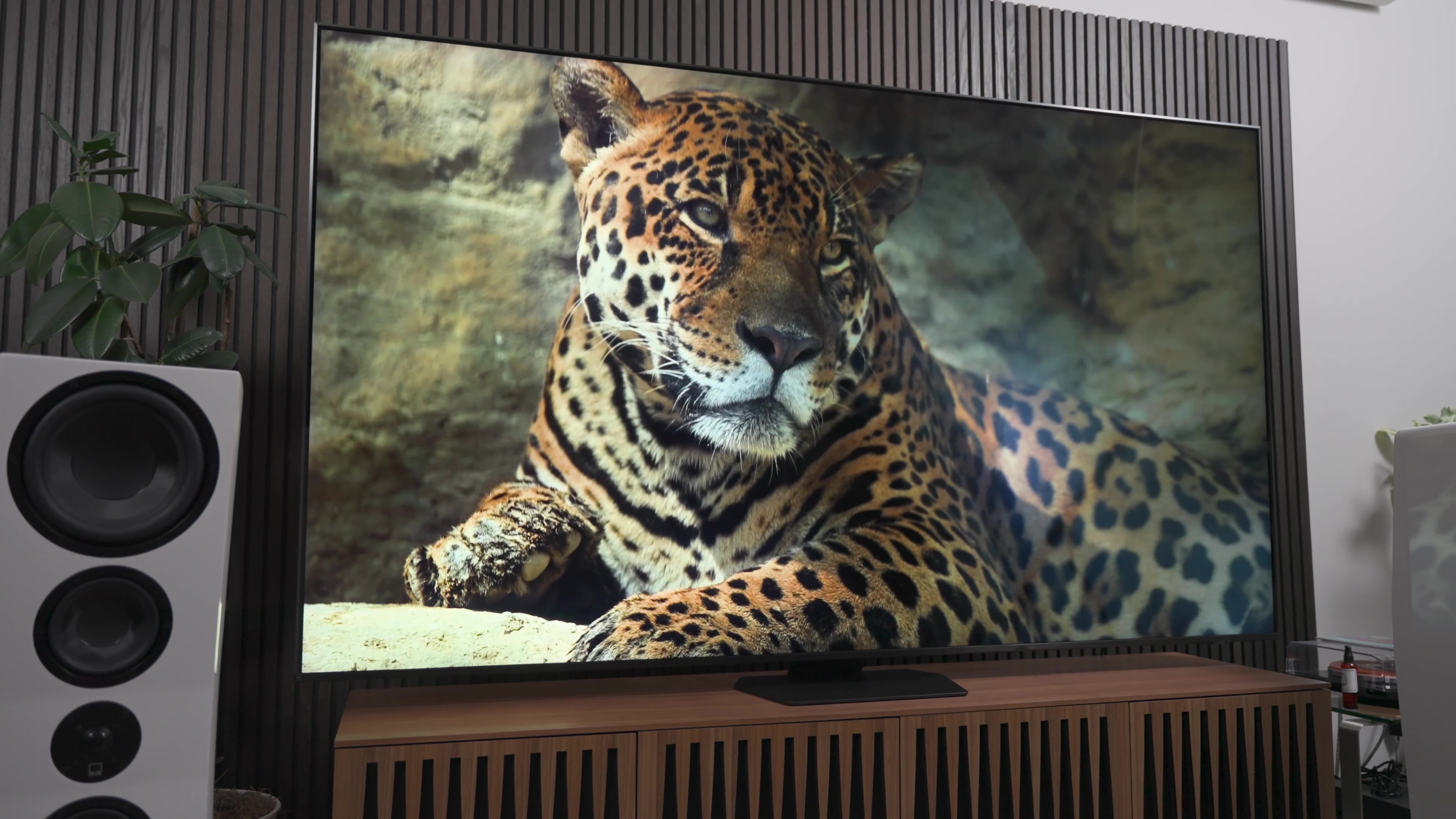 samsung 98 inch qn90d review