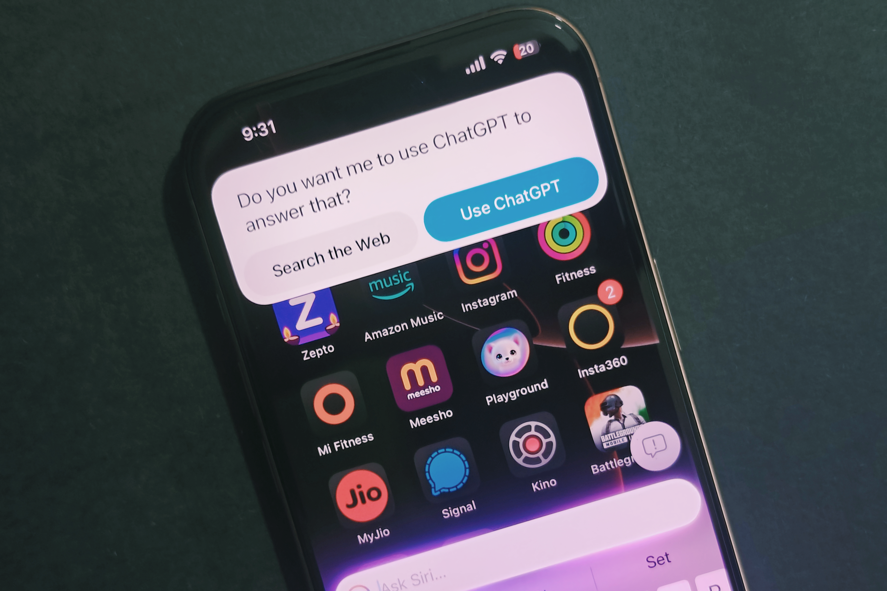 CHATGPT และ Siri Integration บน iPhone