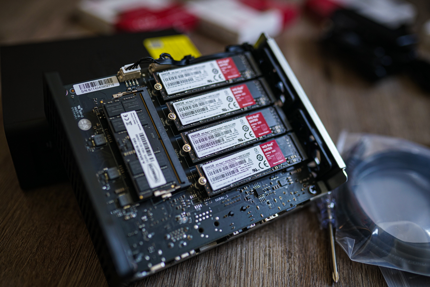 SSDs installed inside the Terra Master F8 SSD Plus.