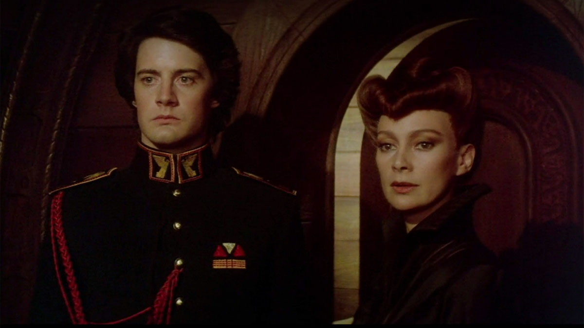 Kyle MacLachlan e Francesca Annis em Duna.