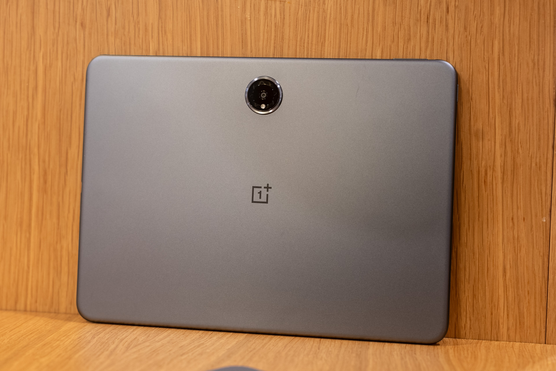 Parte traseira do OnePlus Pad 2