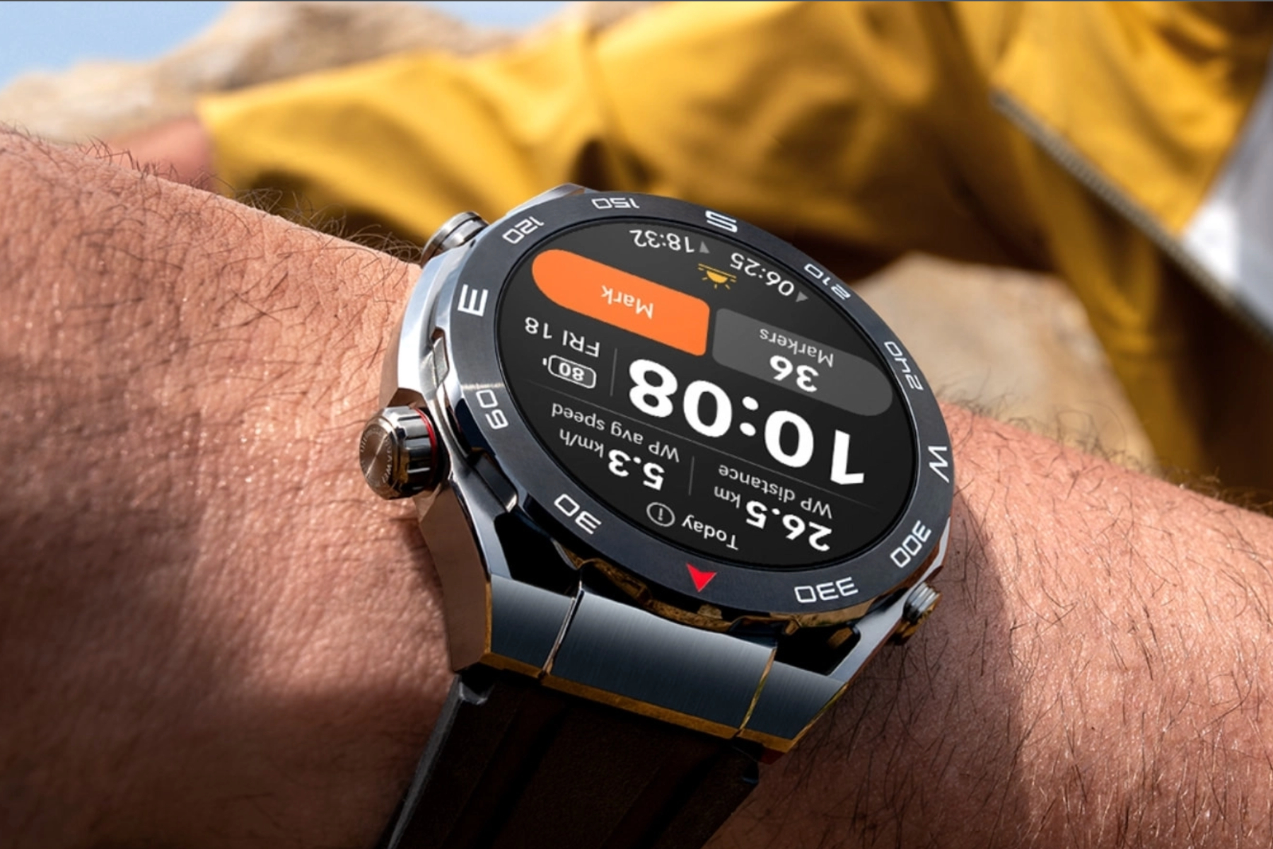 Vue rapprochée d'une montre intelligente Huawei.