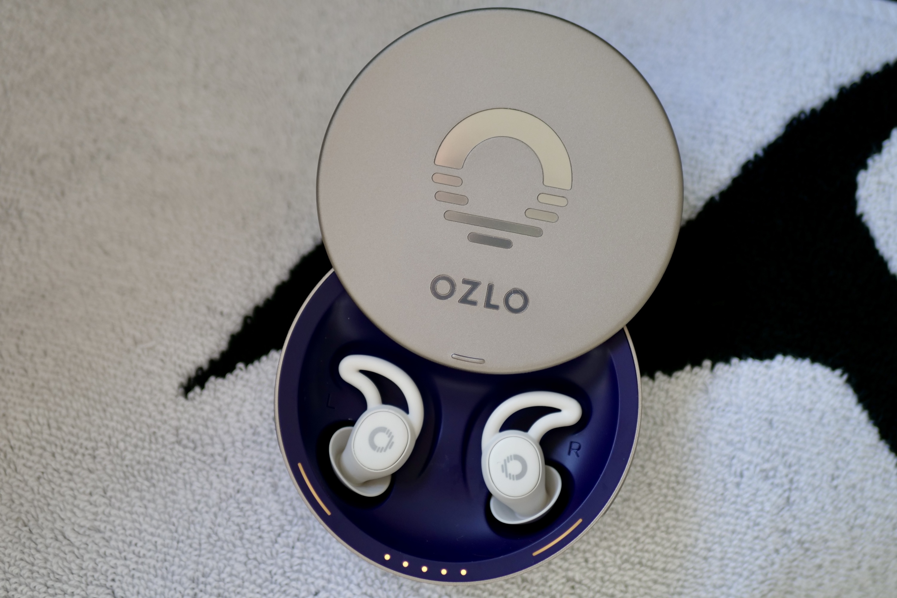 Обзор Ozlo Sleepbuds: самые удобные наушники для сна, которые я когда-либо использовал