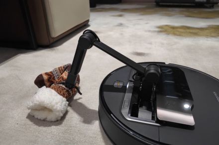 The Saros Z70 is the most exciting robot vacuum I’ve ever seen