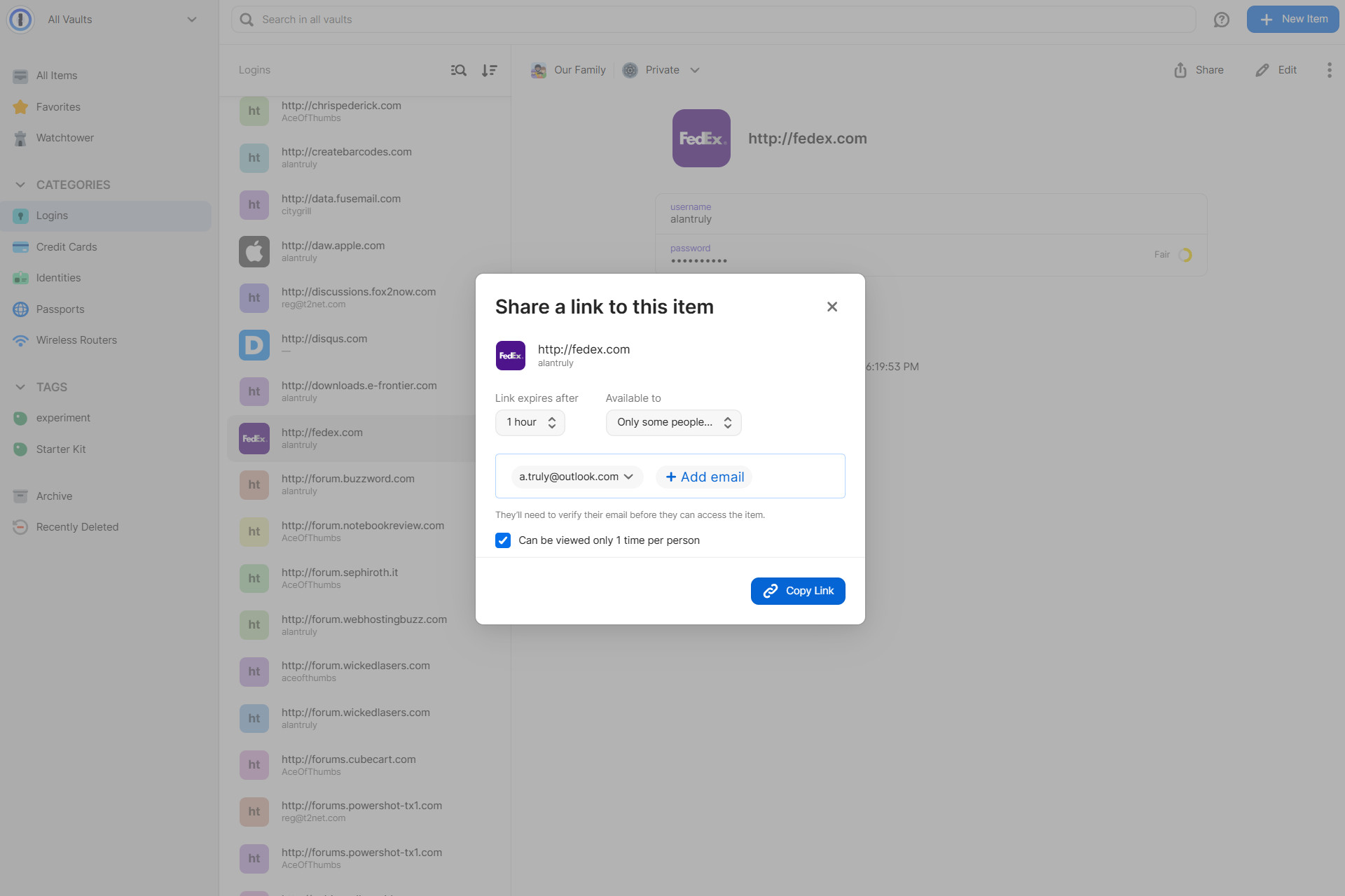 1Password me permite limitar logins compartilhados com links que expiram e só podem ser acessados ​​uma vez.