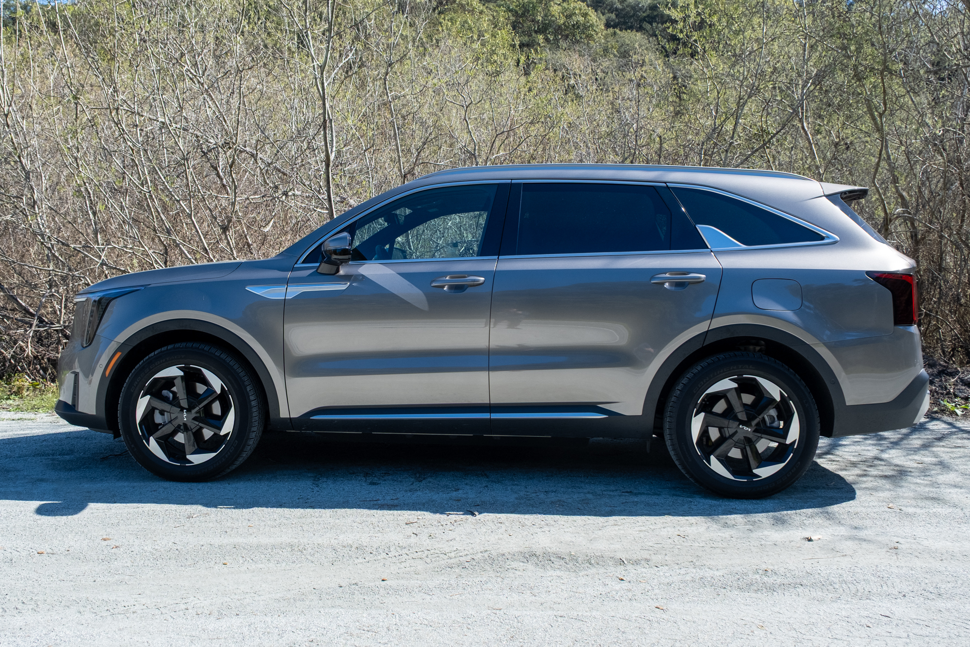 2025 Kia Sorento PHEV side profile