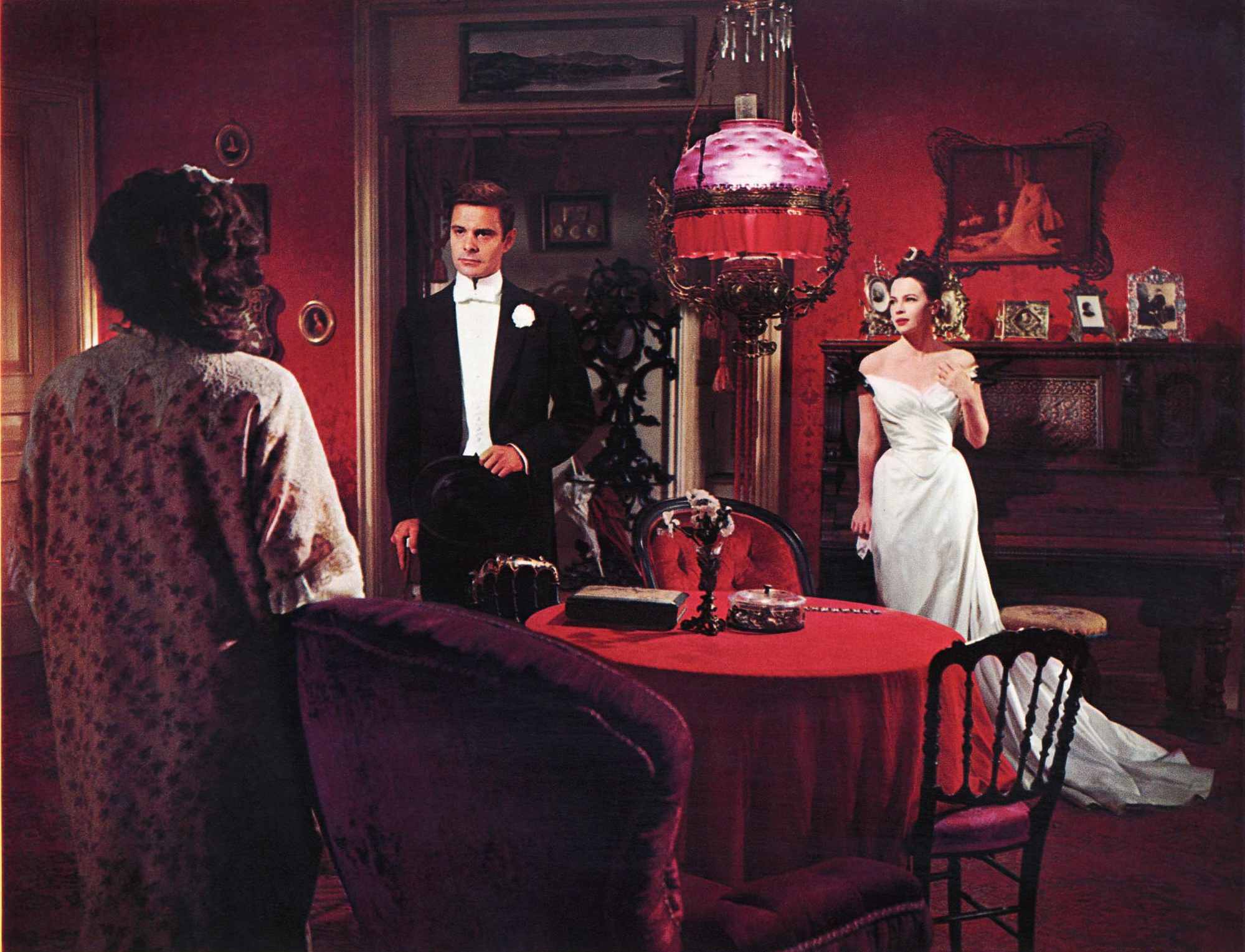 Hermione Gingold, Louis Jourdan, and Leslie Caron in Gigi.