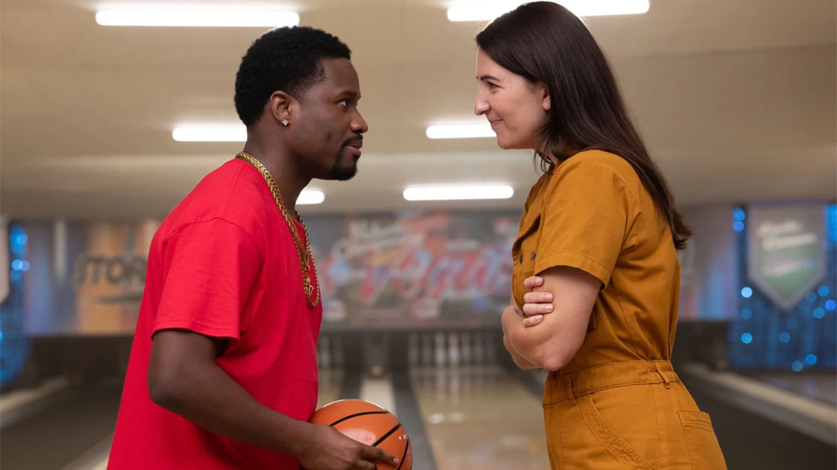 Shameik Moore and D'Arcy Carden in The Gutter.